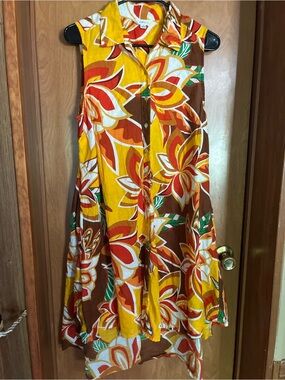 Dalin Button-Front Sleeveless Sundress in Yellow & Brown Size Large Floral 70s